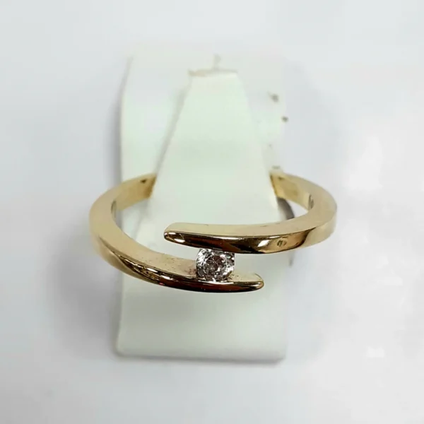 9ct Yellow Gold Hallmarked Ladies Cubic Zirconia Ring - Product Code - F78 Regular price