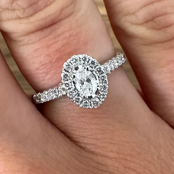 Oval Diamond Ring - Product Code - G886
